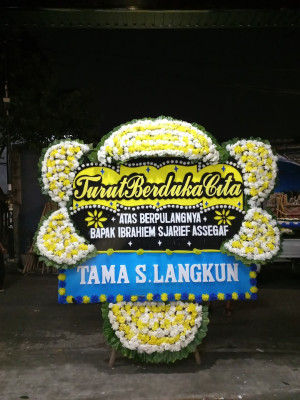 Papan Bunga Duka di Tagineri